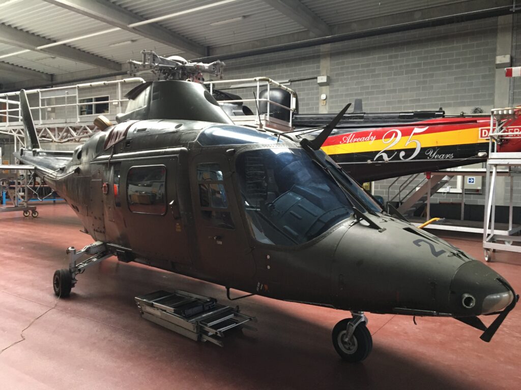 Nieuwe helikopter voor de afdeling Vliegtuigtechnieken