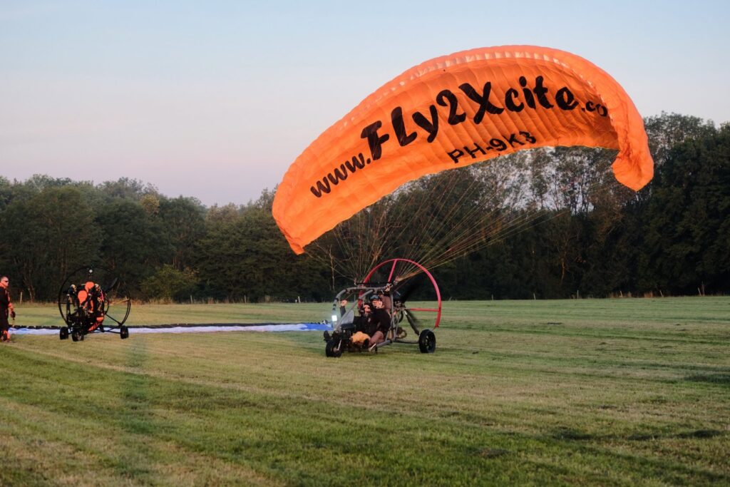 Brevet paramotor piloot behalen op school