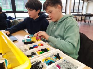 Jongens Knutselen Lego