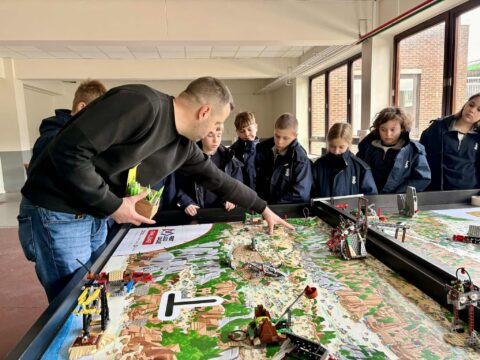 Groep Ibis Neem Lego Tafel