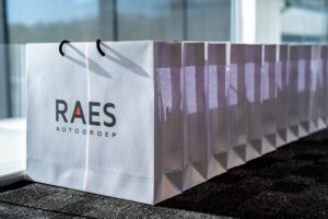 Raes (2)